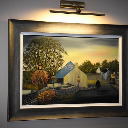 The Leitrim Inn And Blueway Lodge County Leitrim Exterior photo